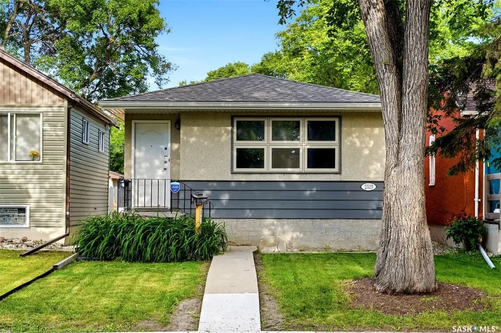 2529 Atkinson Street Regina SK S4W 3X8