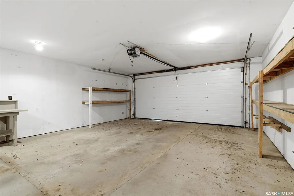 2529 Atkinson Street Regina SK S4W 3X8