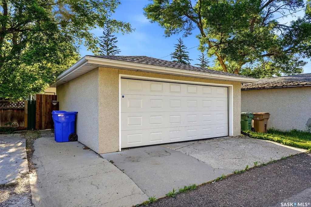2529 Atkinson Street Regina SK S4W 3X8