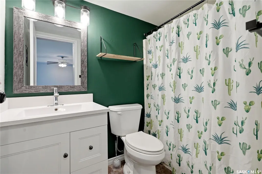 730A Heritage Lane Saskatoon SK S7H 5M6