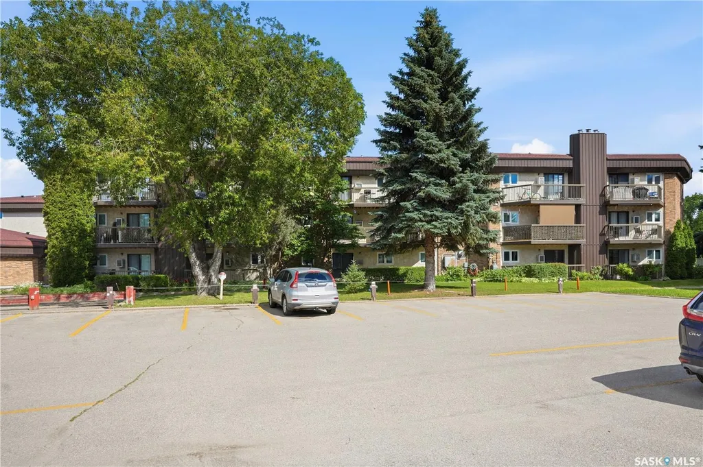 730A Heritage Lane Saskatoon SK S7H 5M6