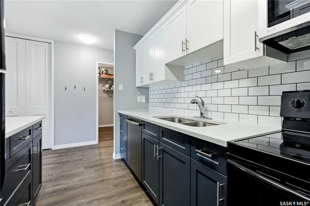 730A Heritage Lane Saskatoon SK S7H 5M6