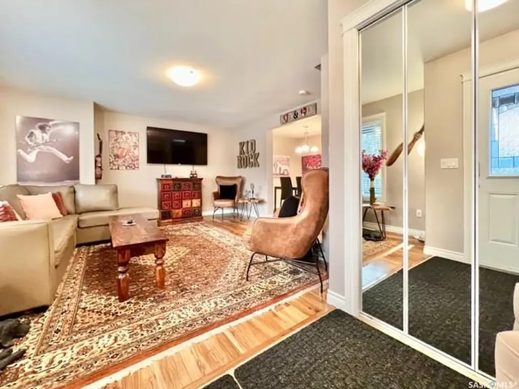 1516 Edward Avenue N Saskatoon SK S7K 3B6