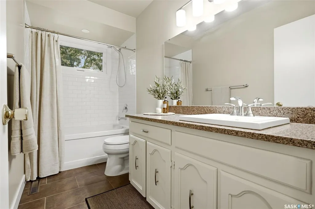233 Orchard Crescent Regina SK S4S 5B9