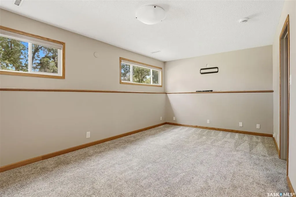 233 Orchard Crescent Regina SK S4S 5B9