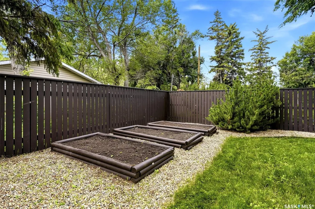233 Orchard Crescent Regina SK S4S 5B9