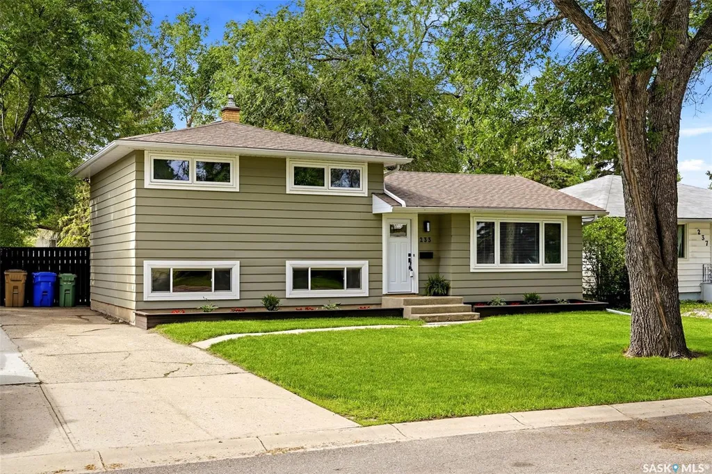 233 Orchard Crescent Regina SK S4S 5B9