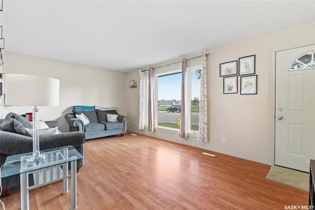 251 Sangster Boulevard Regina SK S4R 7H2