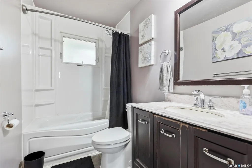 251 Sangster Boulevard Regina SK S4R 7H2