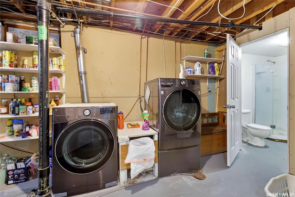 251 Sangster Boulevard Regina SK S4R 7H2