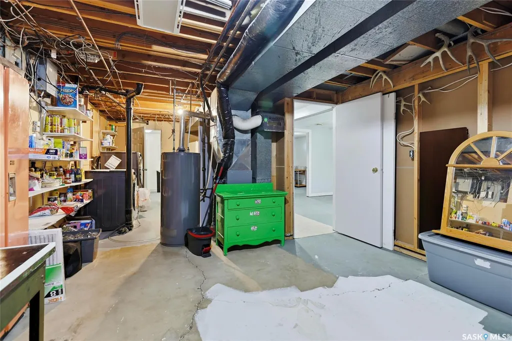 251 Sangster Boulevard Regina SK S4R 7H2