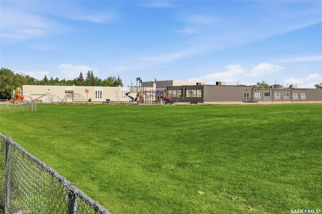 251 Sangster Boulevard Regina SK S4R 7H2