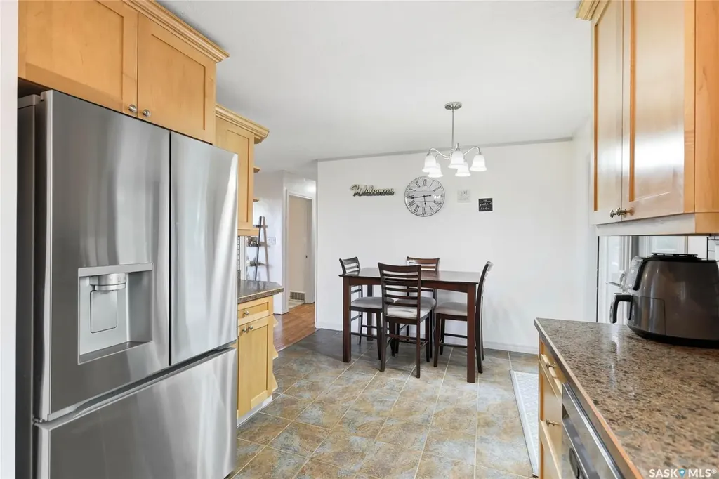 251 Sangster Boulevard Regina SK S4R 7H2