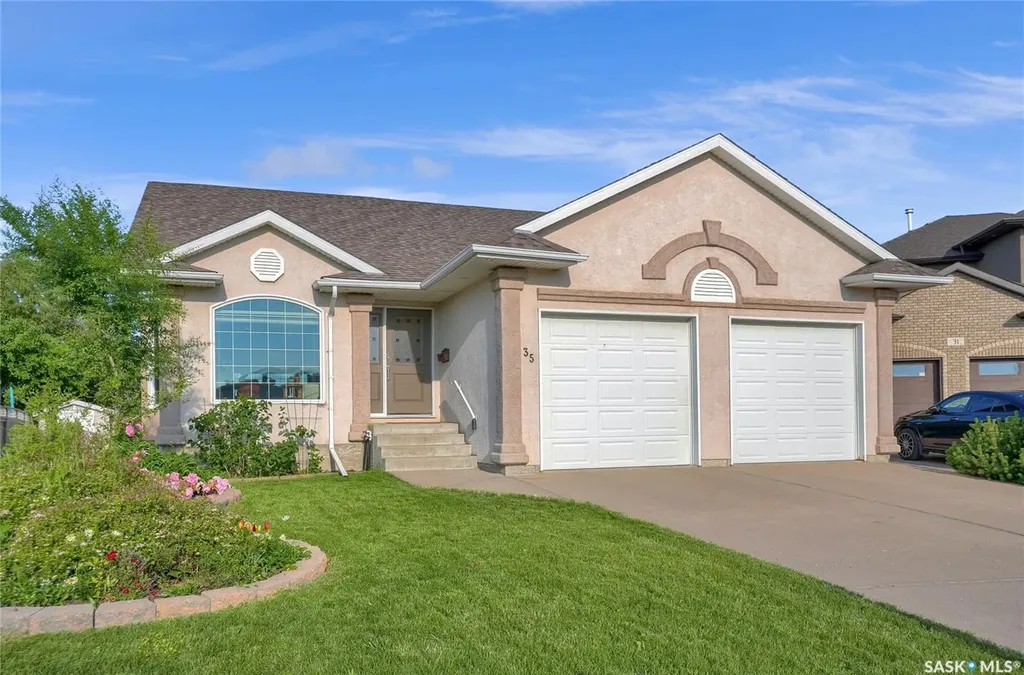 35 Marigold Crescent Moose Jaw SK S6J 1L2