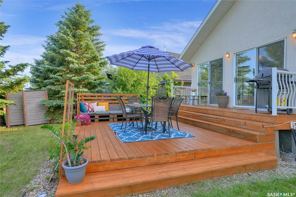 35 Marigold Crescent Moose Jaw SK S6J 1L2