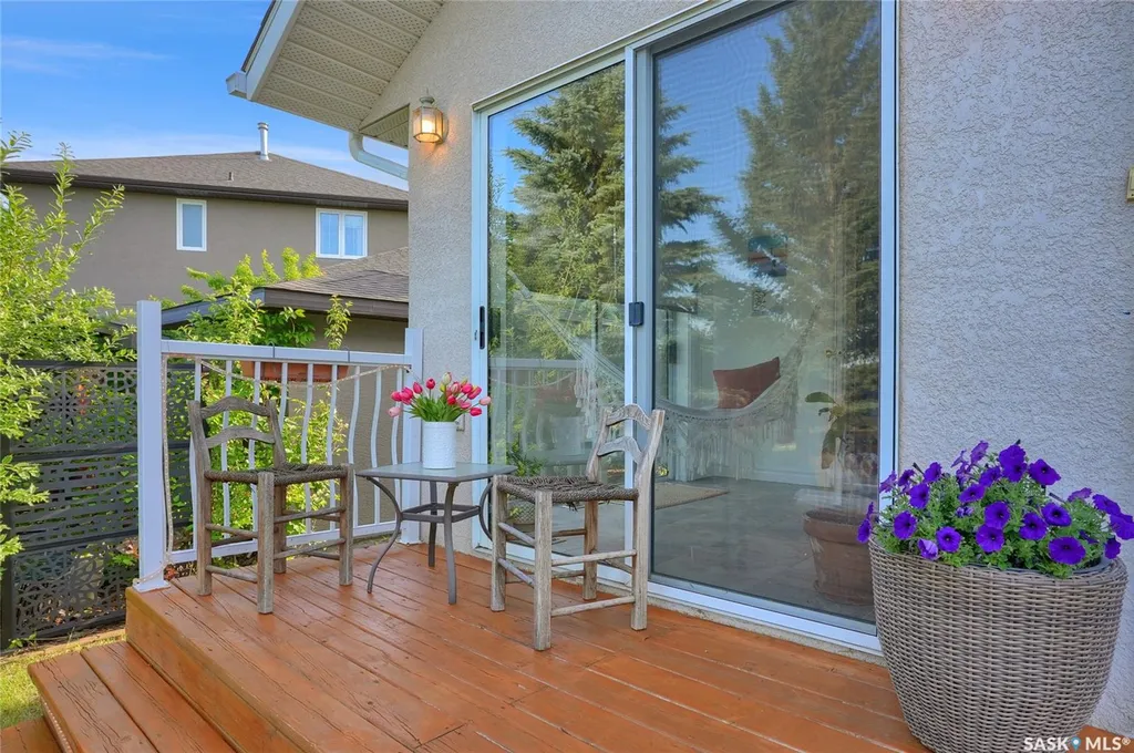 35 Marigold Crescent Moose Jaw SK S6J 1L2