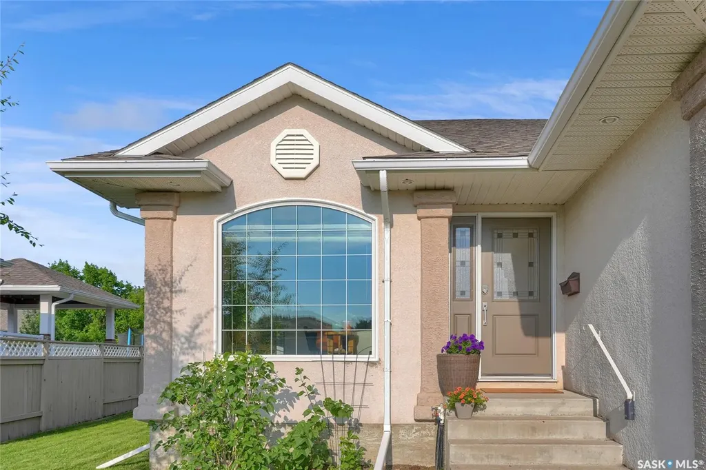 35 Marigold Crescent Moose Jaw SK S6J 1L2