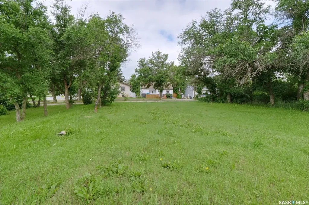 221 1st Street E Lafleche SK S0H 2K0
