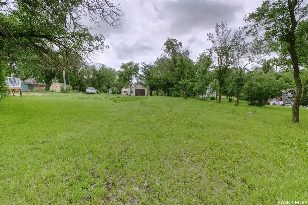 221 1st Street E Lafleche SK S0H 2K0