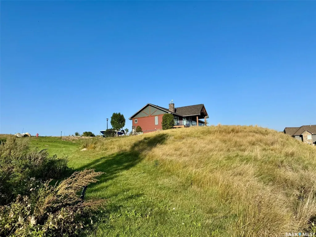 47 Kiiswa Bay Mckillop Rm No. 220 SK S0G 4L0