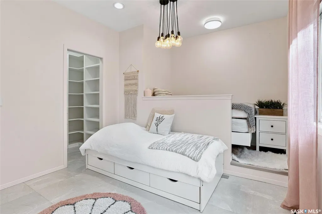 226 Werschner Crescent Saskatoon SK S7V 0C9
