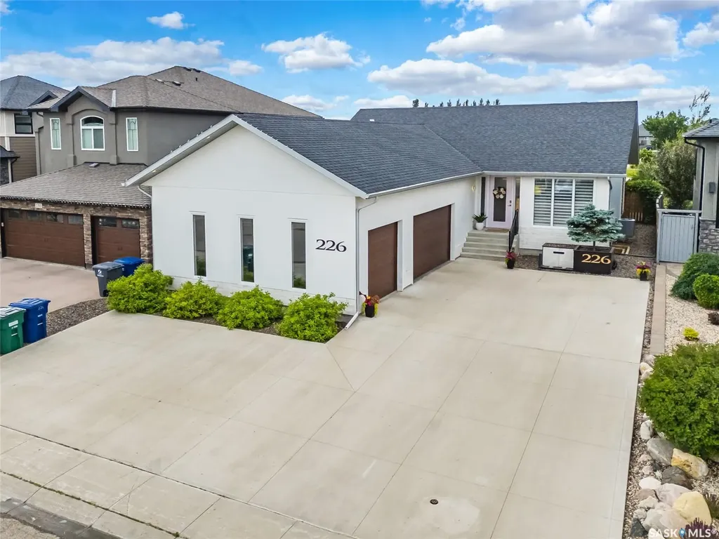 226 Werschner Crescent Saskatoon SK S7V 0C9