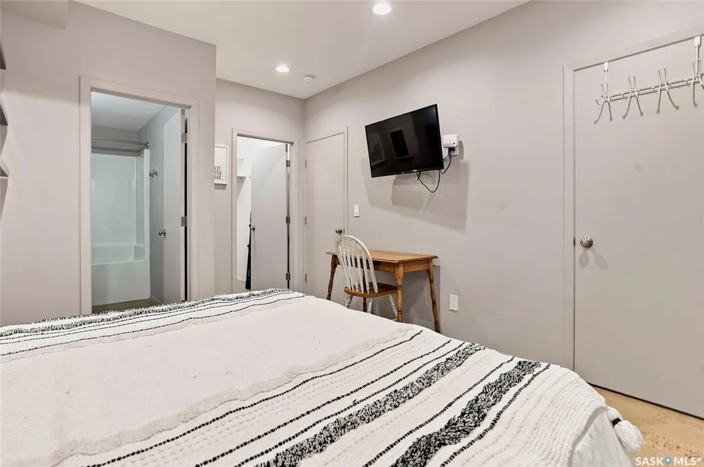 226 Werschner Crescent Saskatoon SK S7V 0C9