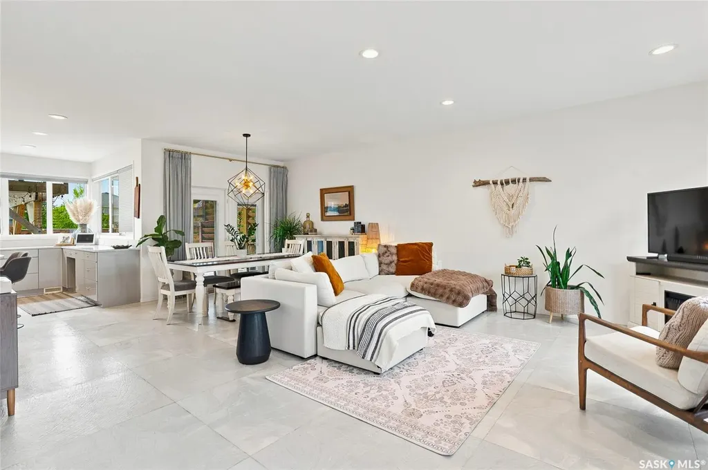 226 Werschner Crescent Saskatoon SK S7V 0C9