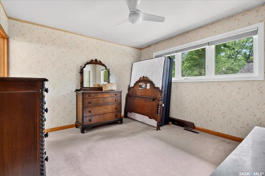7320 7th Avenue Regina SK S4T 0T1