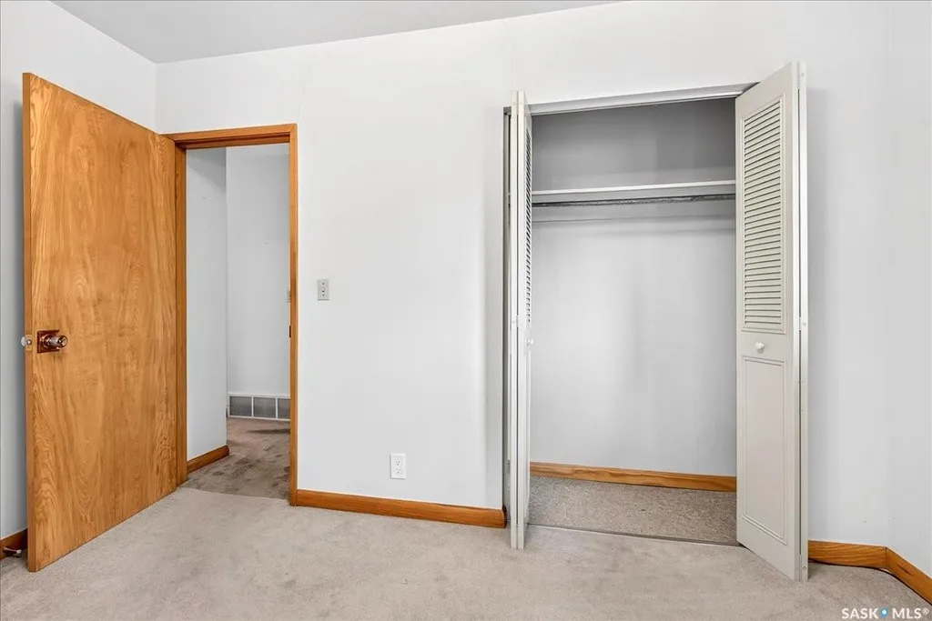 7320 7th Avenue Regina SK S4T 0T1