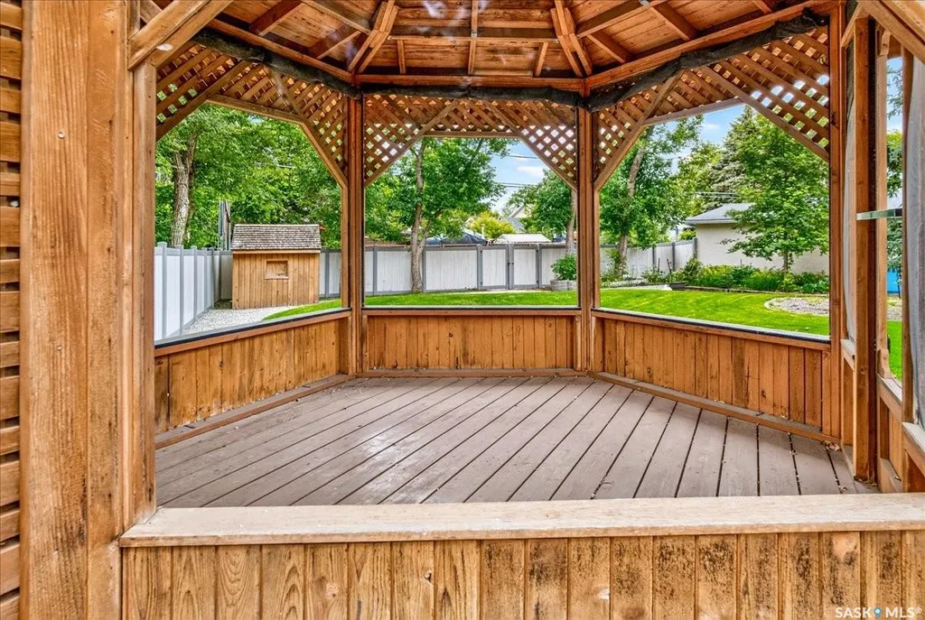 7320 7th Avenue Regina SK S4T 0T1