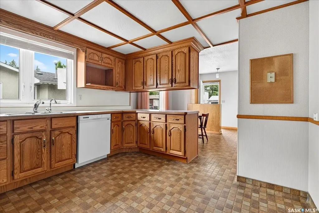 7320 7th Avenue Regina SK S4T 0T1
