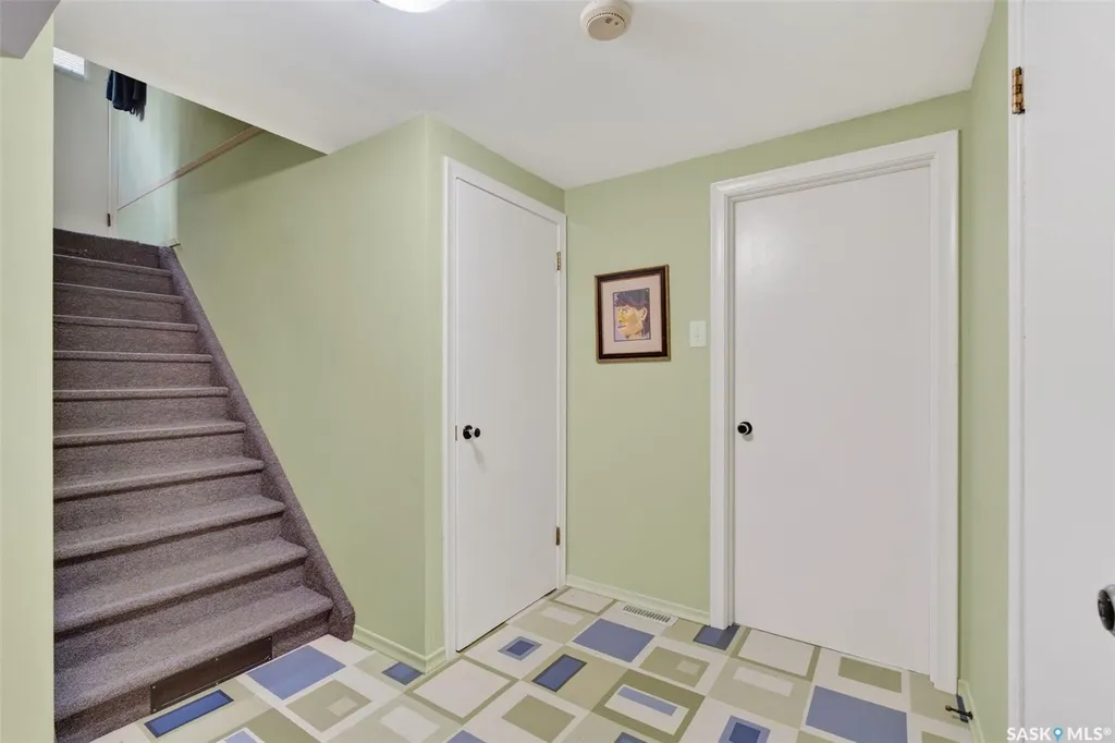 673 8th Street E Prince Albert SK S6V 0W8