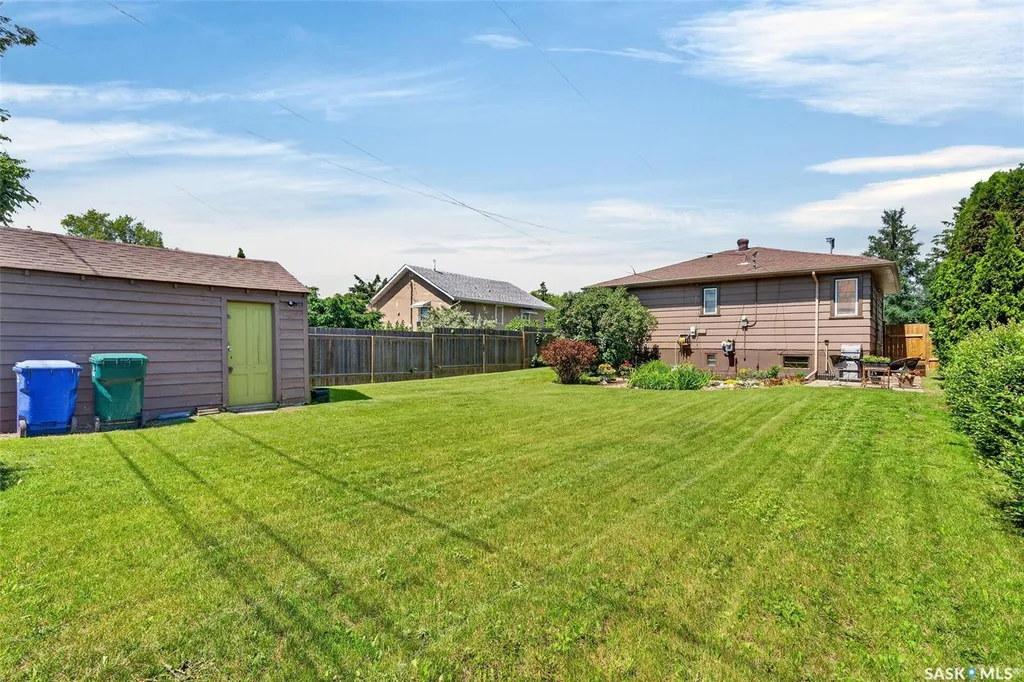 673 8th Street E Prince Albert SK S6V 0W8