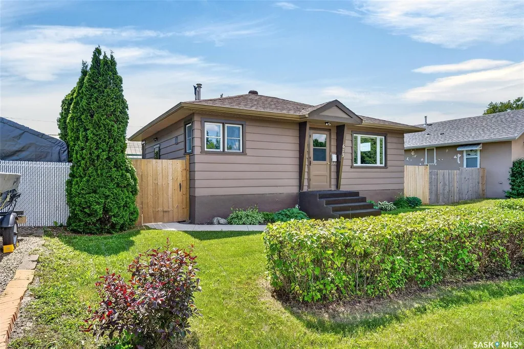 673 8th Street E Prince Albert SK S6V 0W8