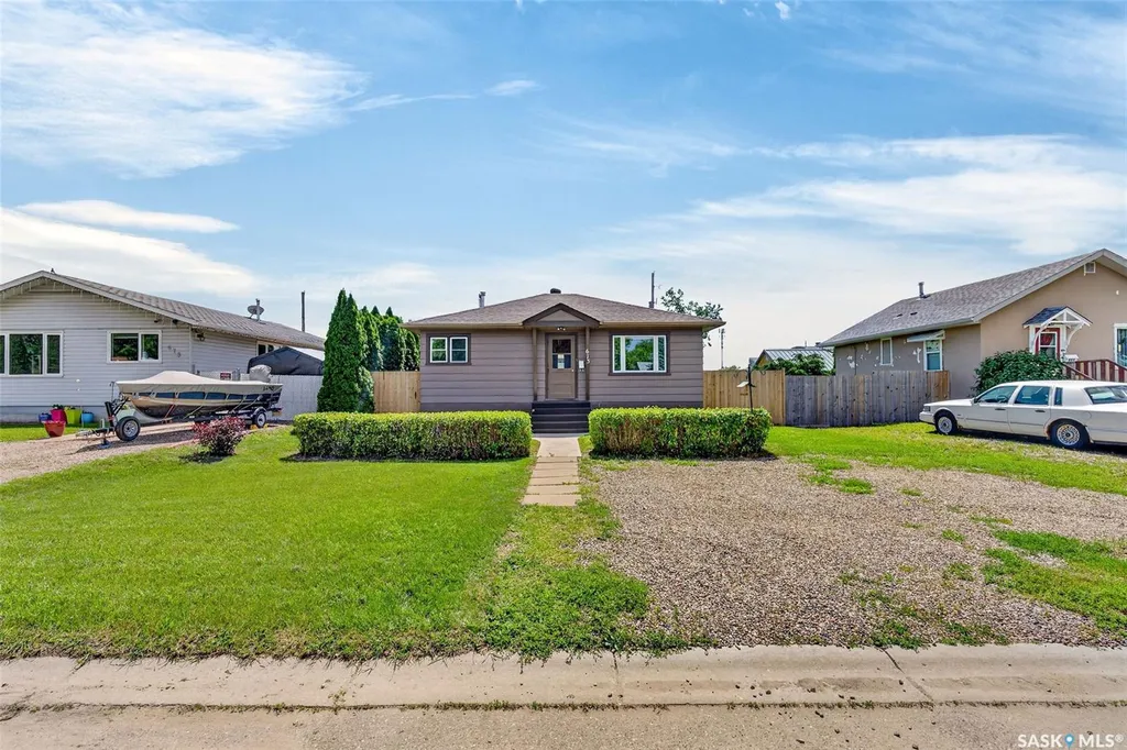 673 8th Street E Prince Albert SK S6V 0W8