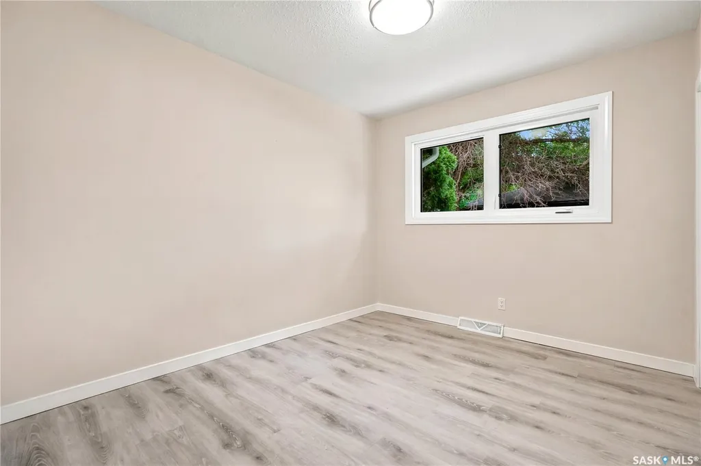 2819 Montreal Crescent Regina SK S4P 2W6