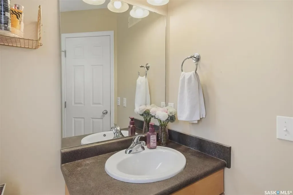 119 Meadowlark Park Warman SK S0K 0A1