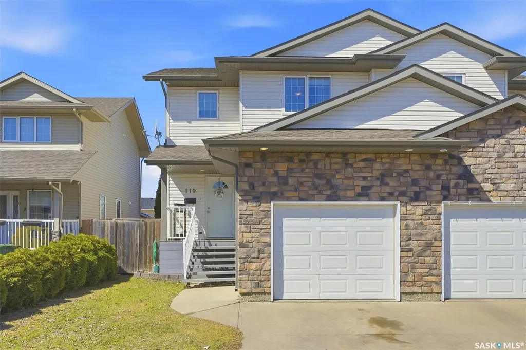 119 Meadowlark Park Warman SK S0K 0A1