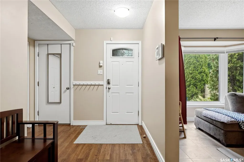 1107 Ferguson Crescent Regina SK S4N 6W1