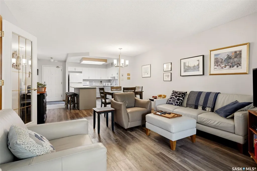 960 Assiniboine Avenue E Regina SK S4V 2P8