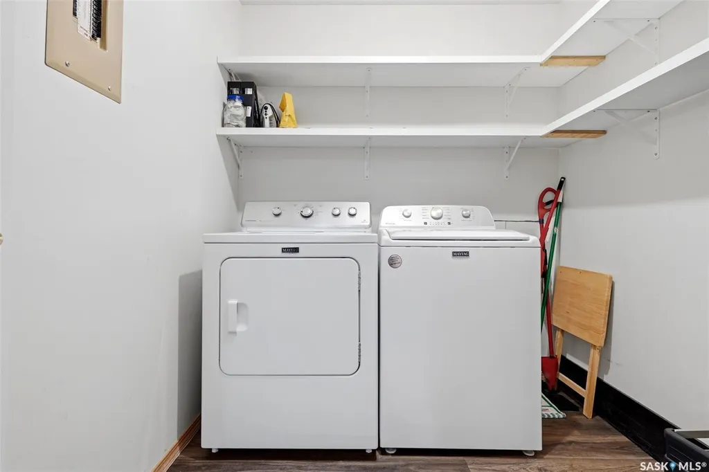 960 Assiniboine Avenue E Regina SK S4V 2P8