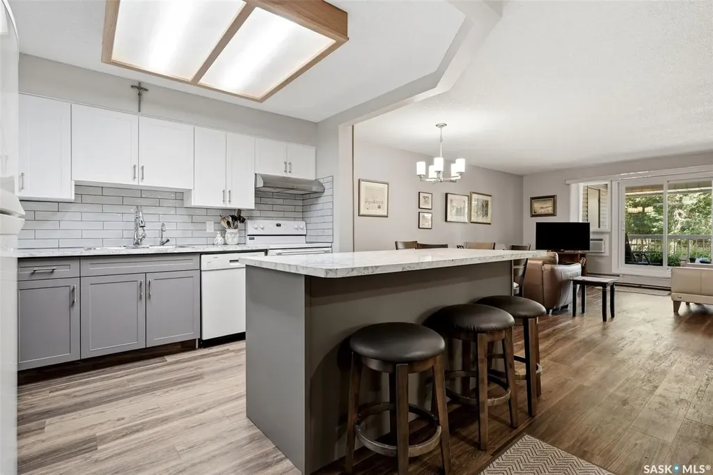 960 Assiniboine Avenue E Regina SK S4V 2P8