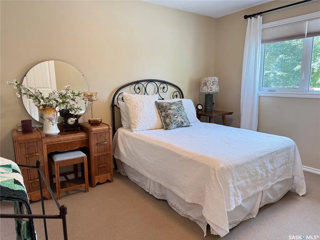 11 Reid Crescent Outlook SK S0L 2N0