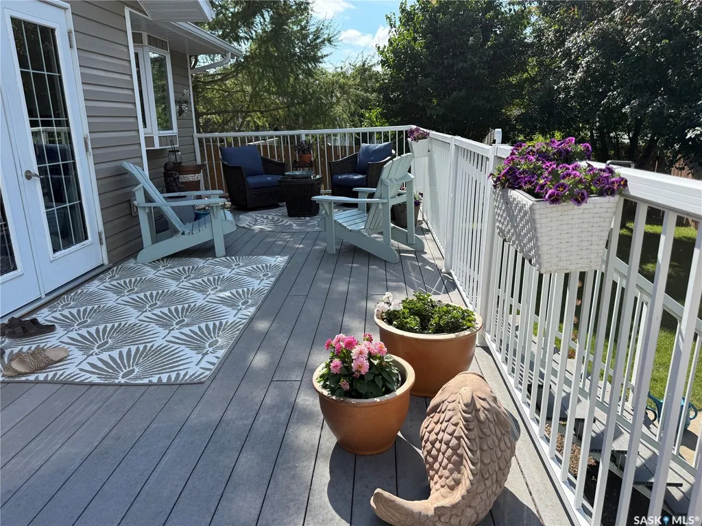 11 Reid Crescent Outlook SK S0L 2N0
