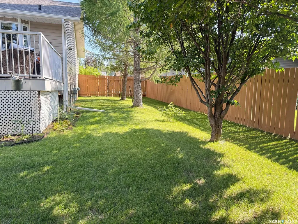 11 Reid Crescent Outlook SK S0L 2N0