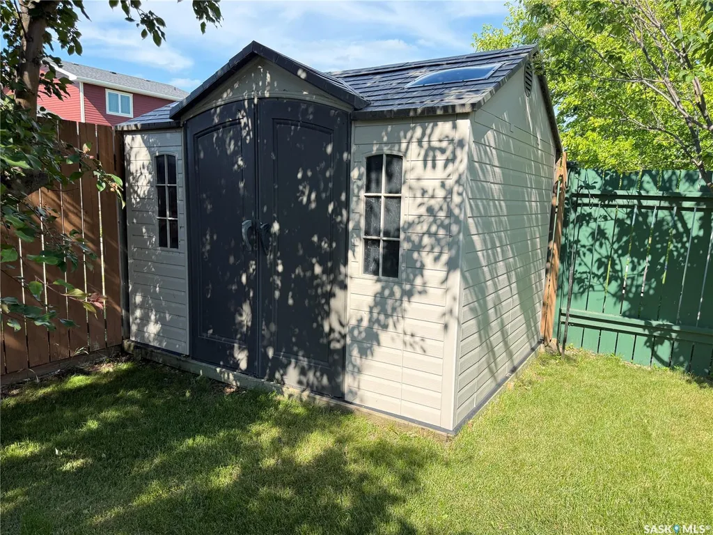 11 Reid Crescent Outlook SK S0L 2N0