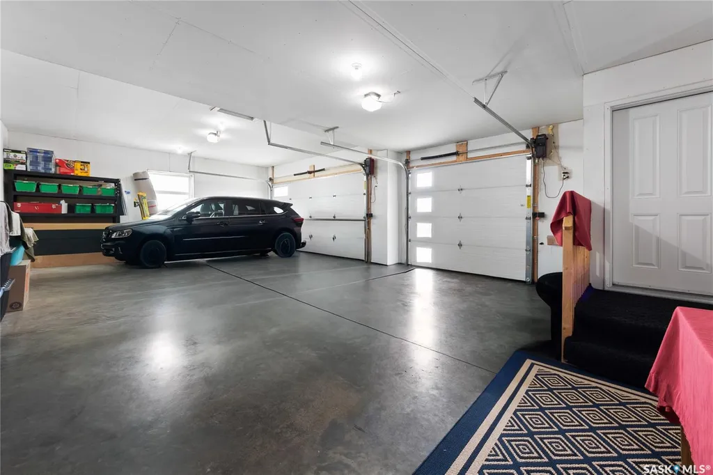 202 Glacial Shores Cove Saskatoon SK S7W 0R7