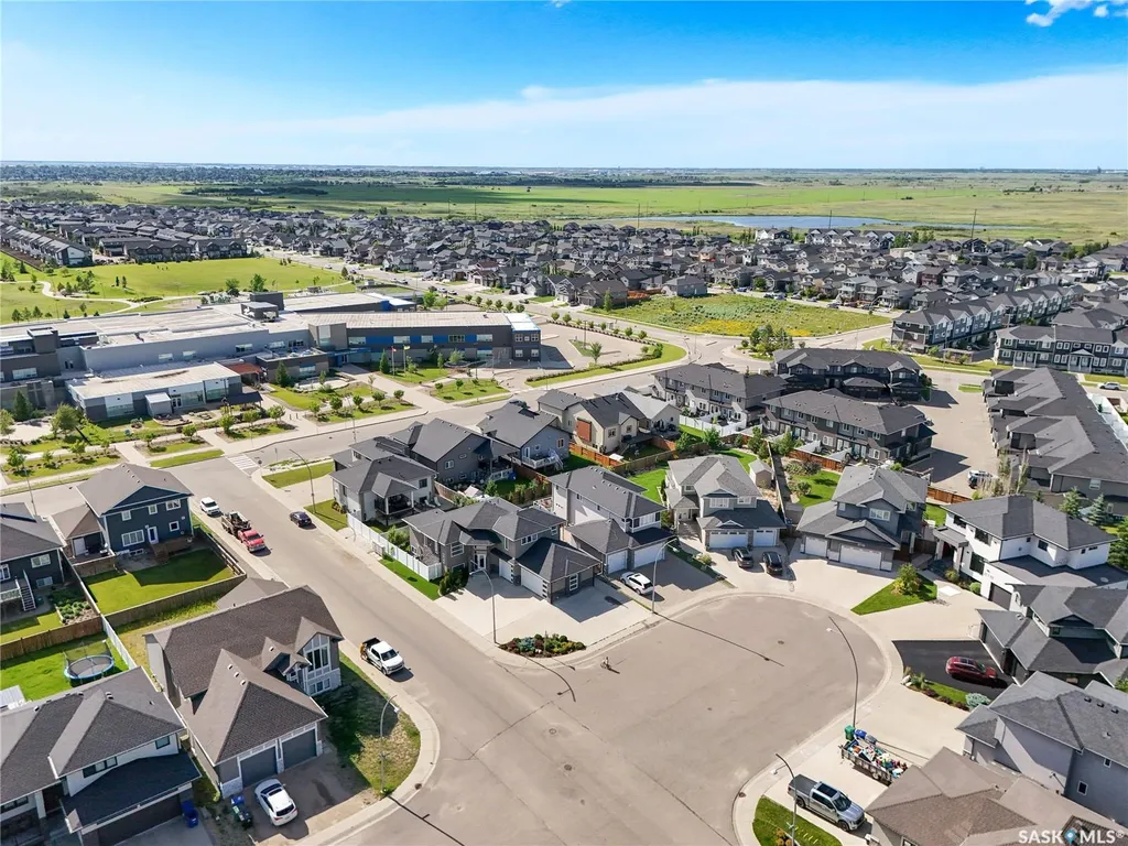 202 Glacial Shores Cove Saskatoon SK S7W 0R7