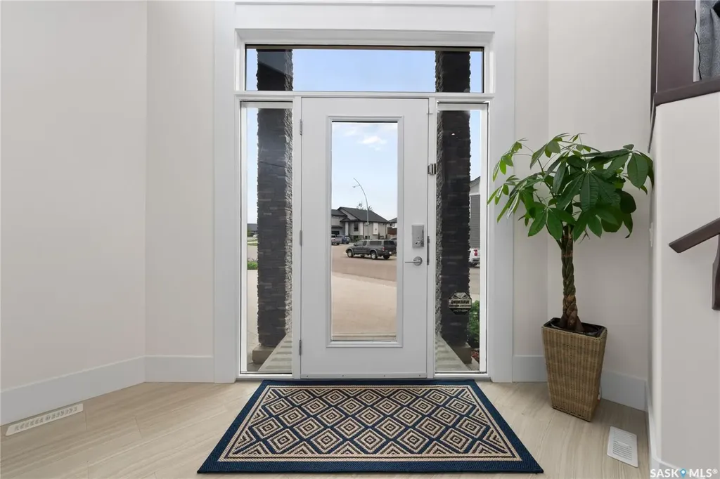 202 Glacial Shores Cove Saskatoon SK S7W 0R7